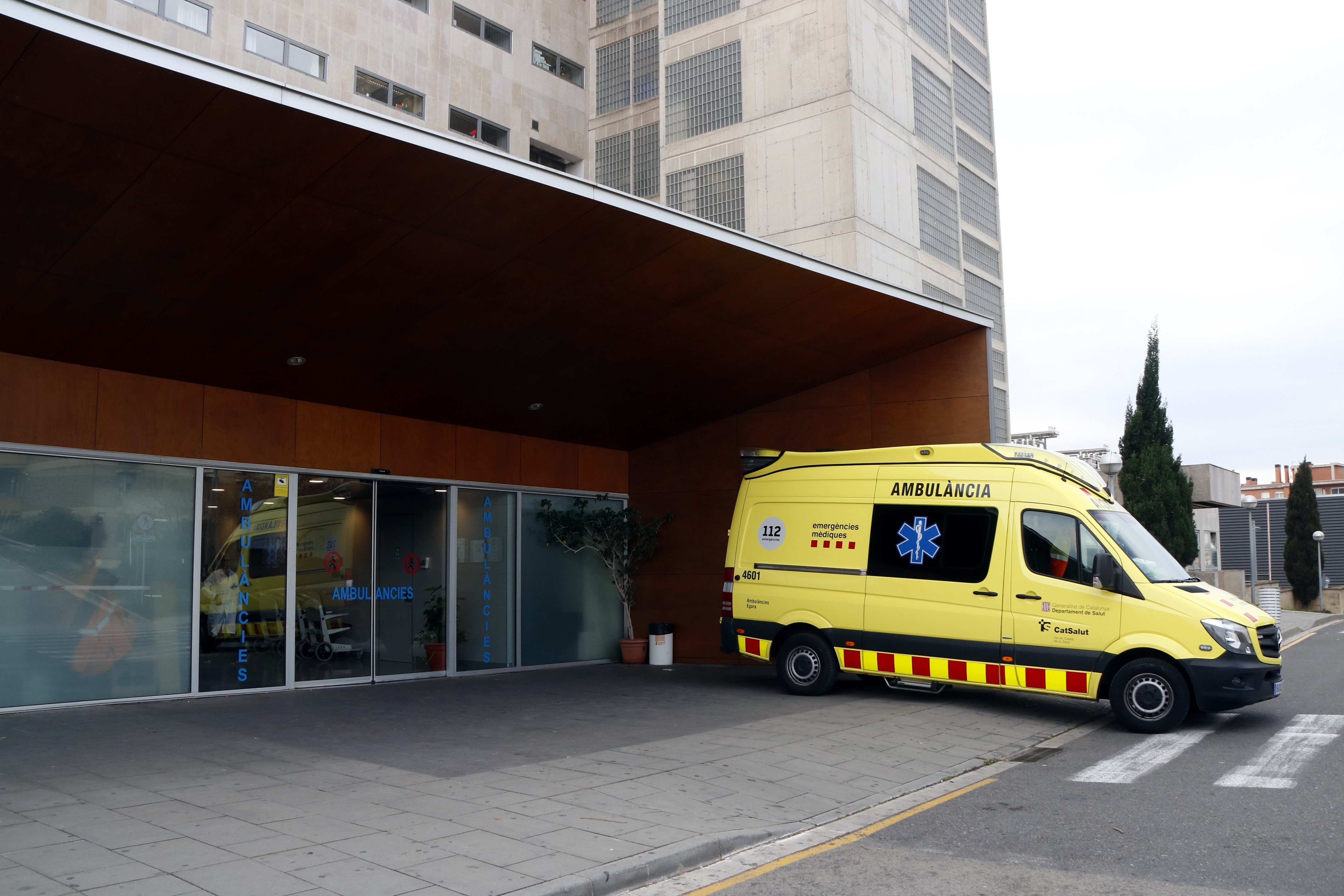 Un camión desenfrenado atropella a seis personas en la calle Aragó de Barcelona