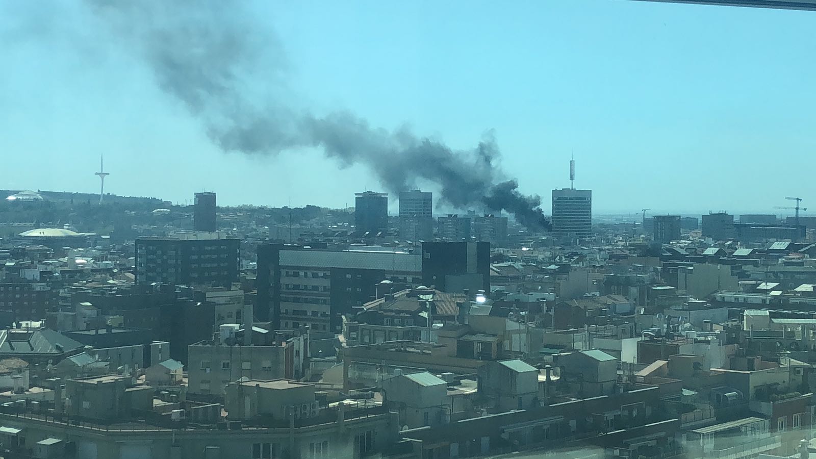 Incendio en un hotel de Sants