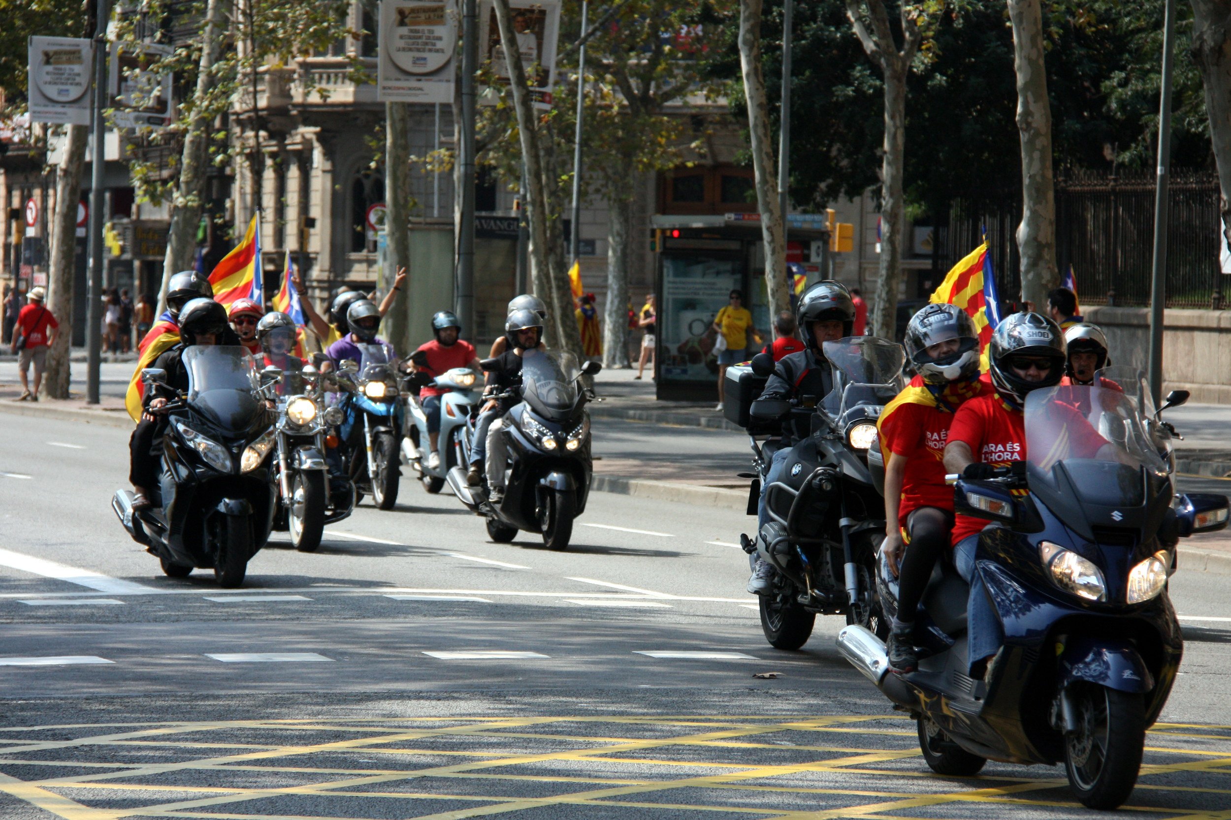 Les motos més contaminants tampoc podran circular per Barcelona els dies de més pol·lució
