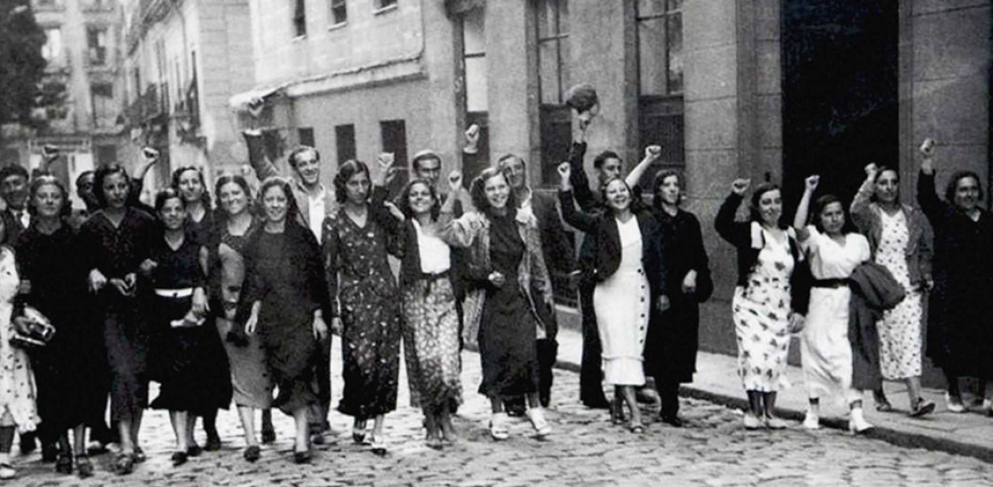 El Axiu Històric reivindica el papel de la mujer de 1931 a la transición