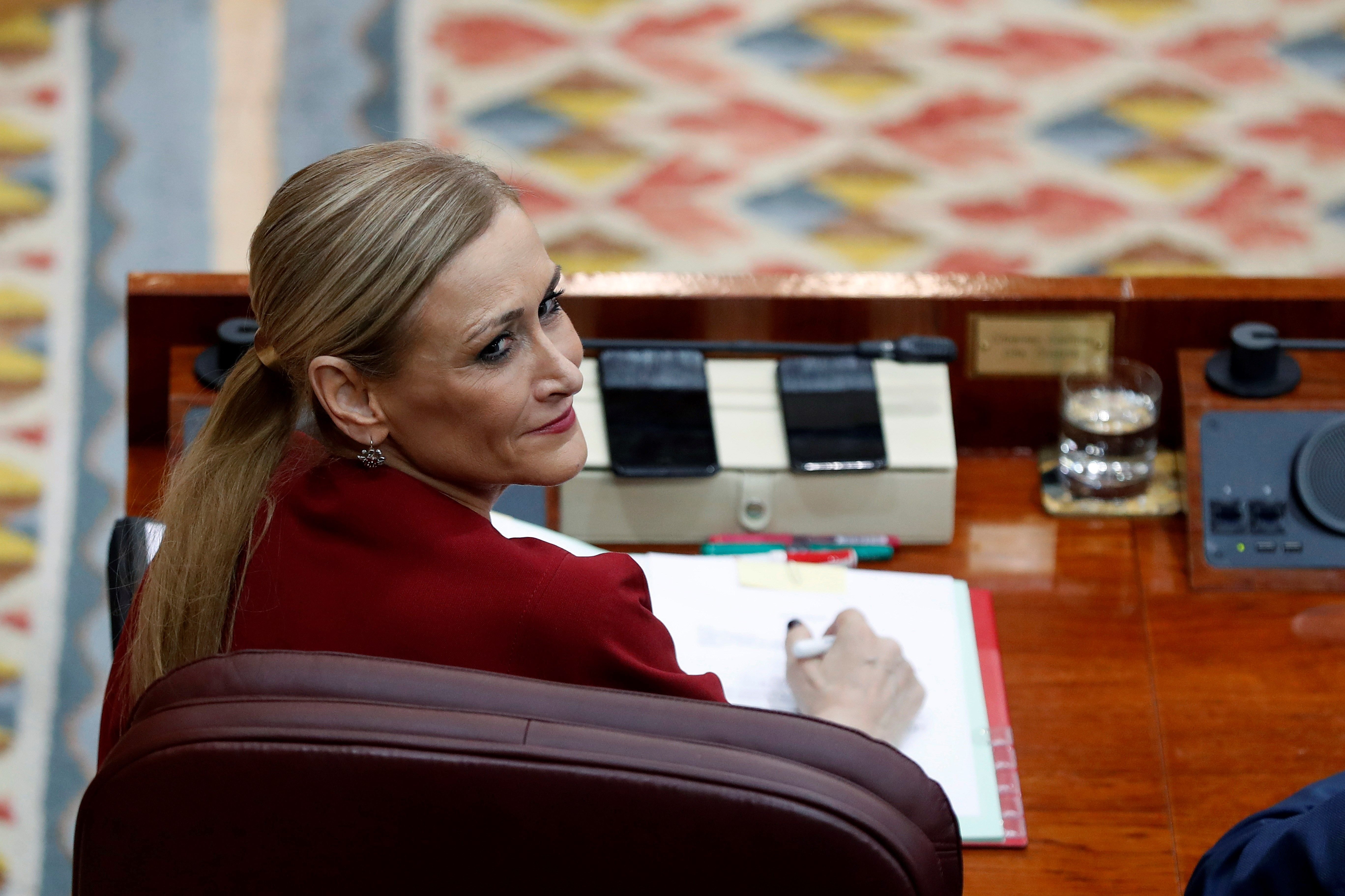 El 'mastergate' de Cifuentes revienta la convención del PP para las autonómicas de 2019