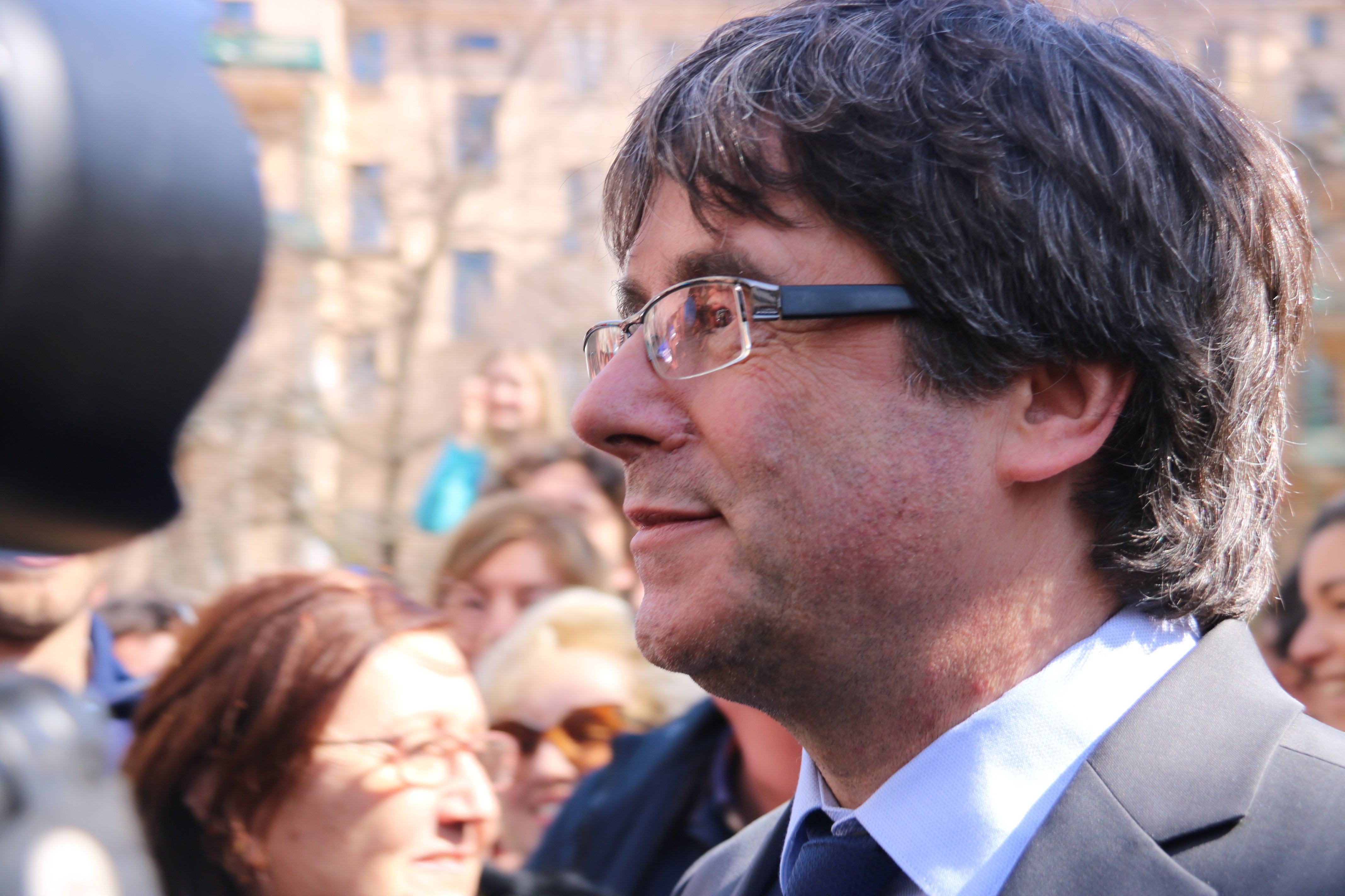 Puigdemont to Cuixart: "Your imprisonment, a symbol of what they've done to Catalonia"