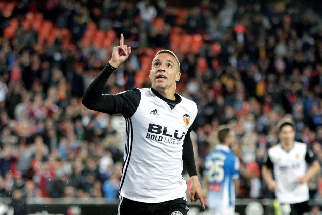 Rodrigo Espanyol Valencia EFE
