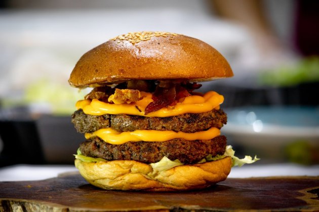Hamburguesa individual Foto Unsplash Hamburguesa individual Foto Unsplash