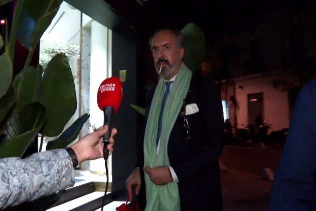 Jaime de Marichalar fuma EP Jaime de Marichalar fuma EP