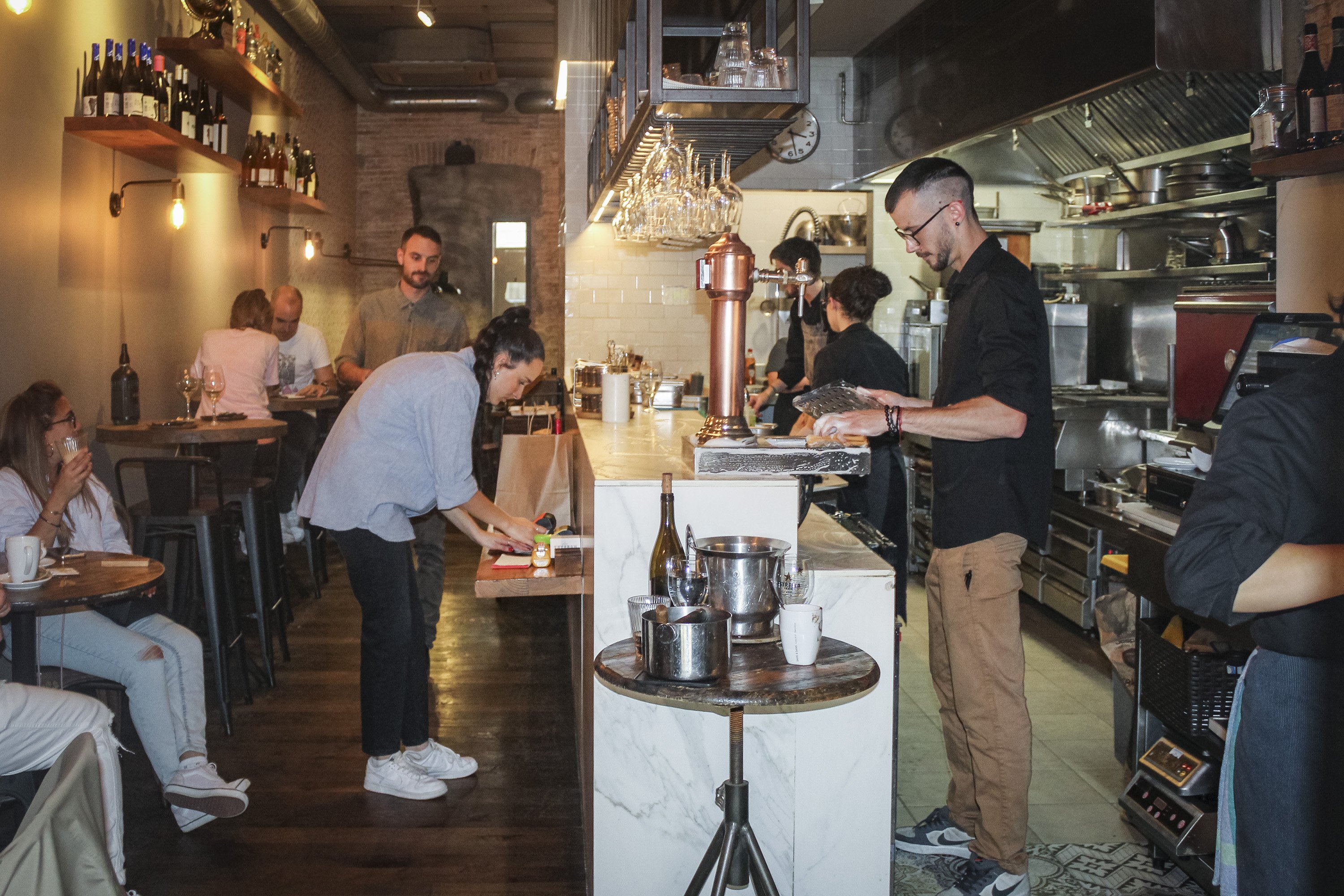 La Mundana, el bistrot de Sants on tastaràs la millor cuina del barri