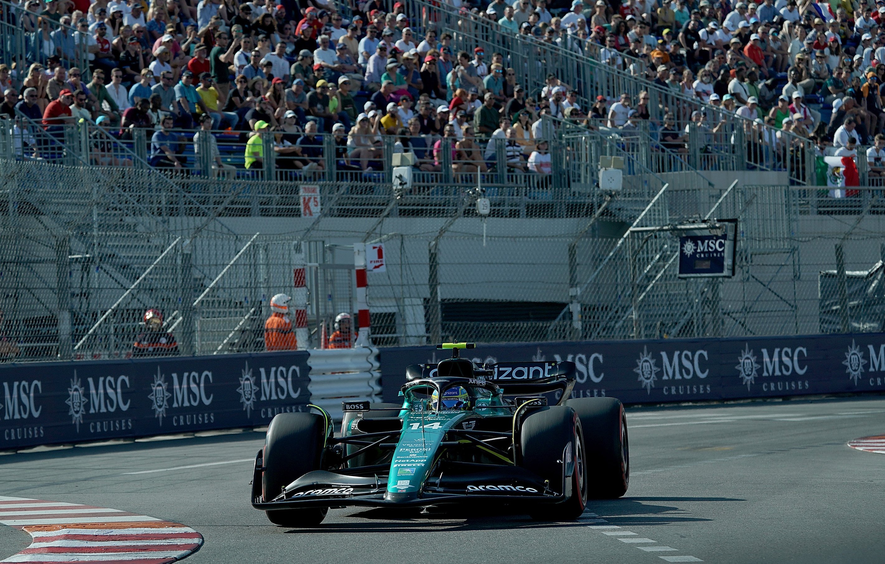 Max Verstappen le roba la pole a Fernando Alonso en el último suspiro en Mónaco