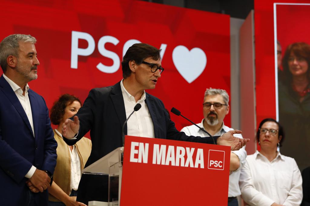 El PSC reconquista Tarragona, Lleida y Girona y se refuerza en la area ...