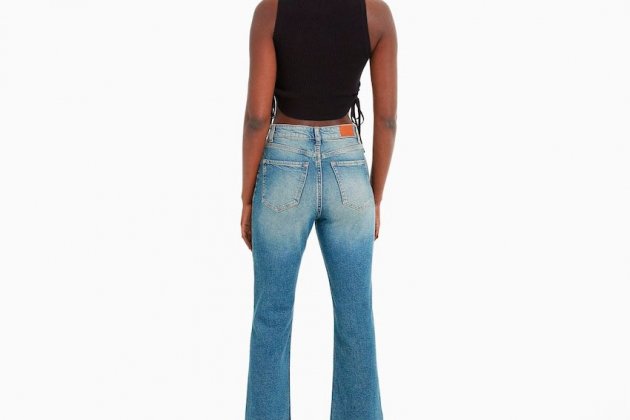 Jeans cropped flare1 Jeans cropped flare1