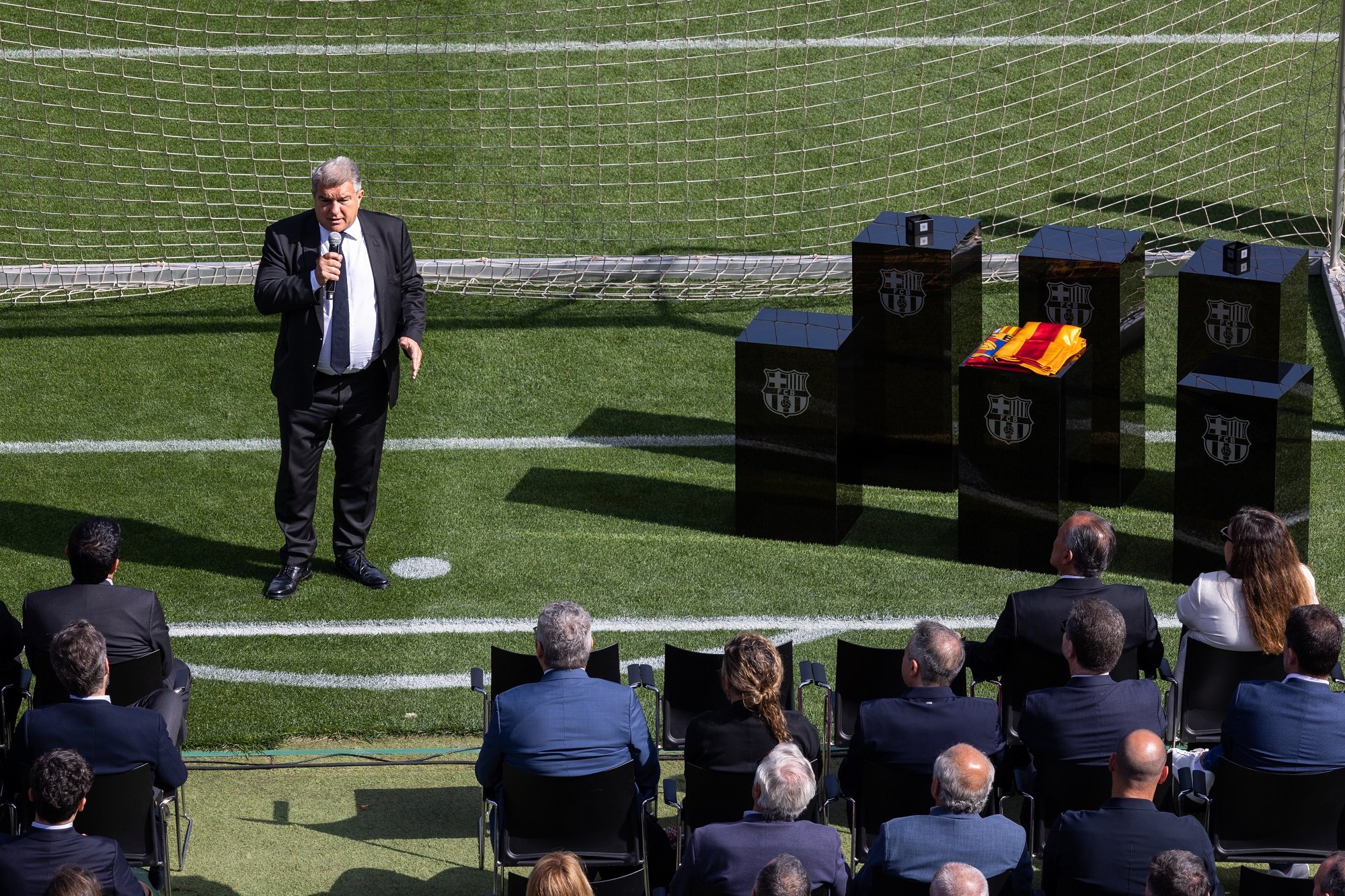 70 milions per dir adeu al Barça, Joan Laporta accepta, però falta el “sí” del jugador