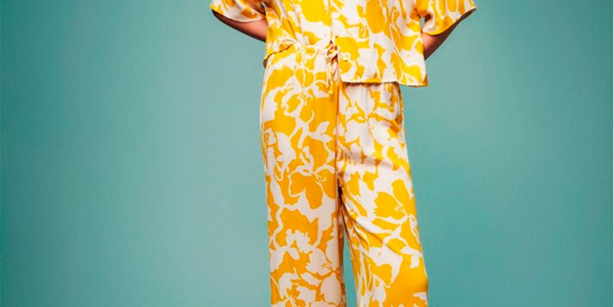 El pantalón de moda ahora es culotte de bambula y cuesta 9,99 euros en Lefties