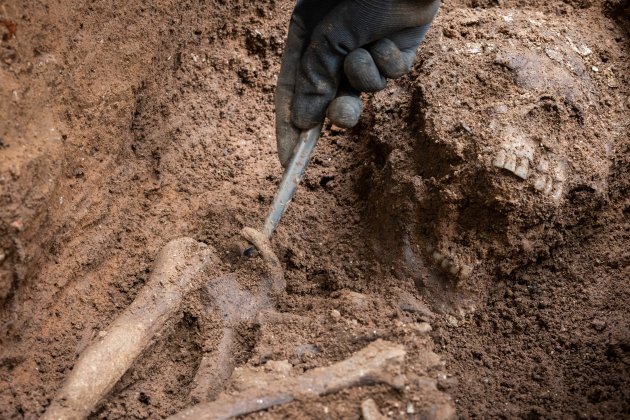 tumbas arqueología vía layetana miquel muñoz (6)