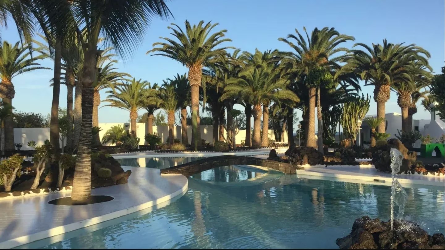 La piscina de La Mareta La piscina de La Mareta