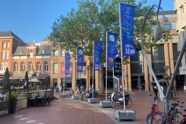 Eindhoven banderas Barca Eindhoven banderas Barca