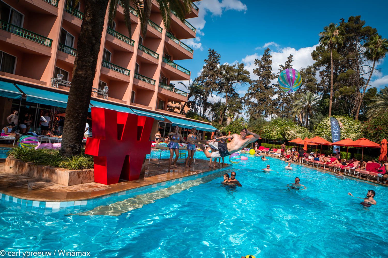 POOL PARTY DIMANCHE 24 POOL PARTY DIMANCHE 24