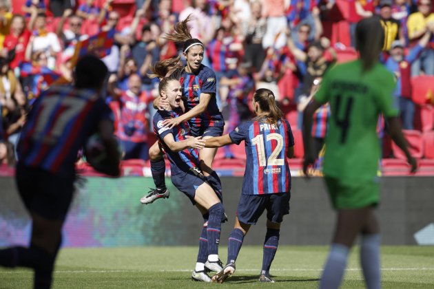 Aitana Hansen Patri Guijarro Barça Wolfsburgo / Foto: EFE Aitana Hansen Patri Guijarro Barça Wolfsburgo / Foto: EFE