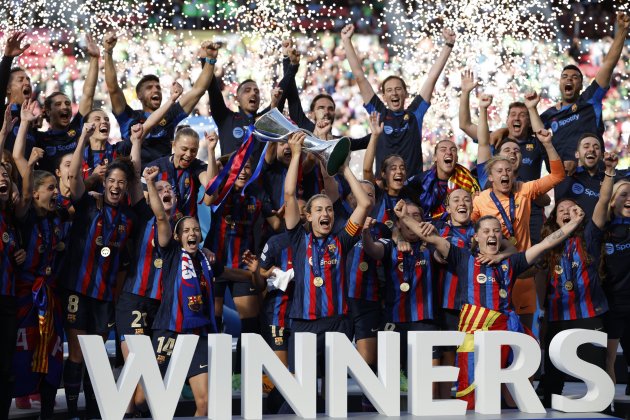 Barça femenino campeonas / Foto: EFE - Alberto Estévez