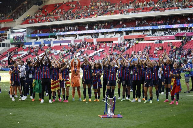 Celebración Barça femenino Eindhoven / Foto: EFE Celebración Barça femenino Eindhoven / Foto: EFE