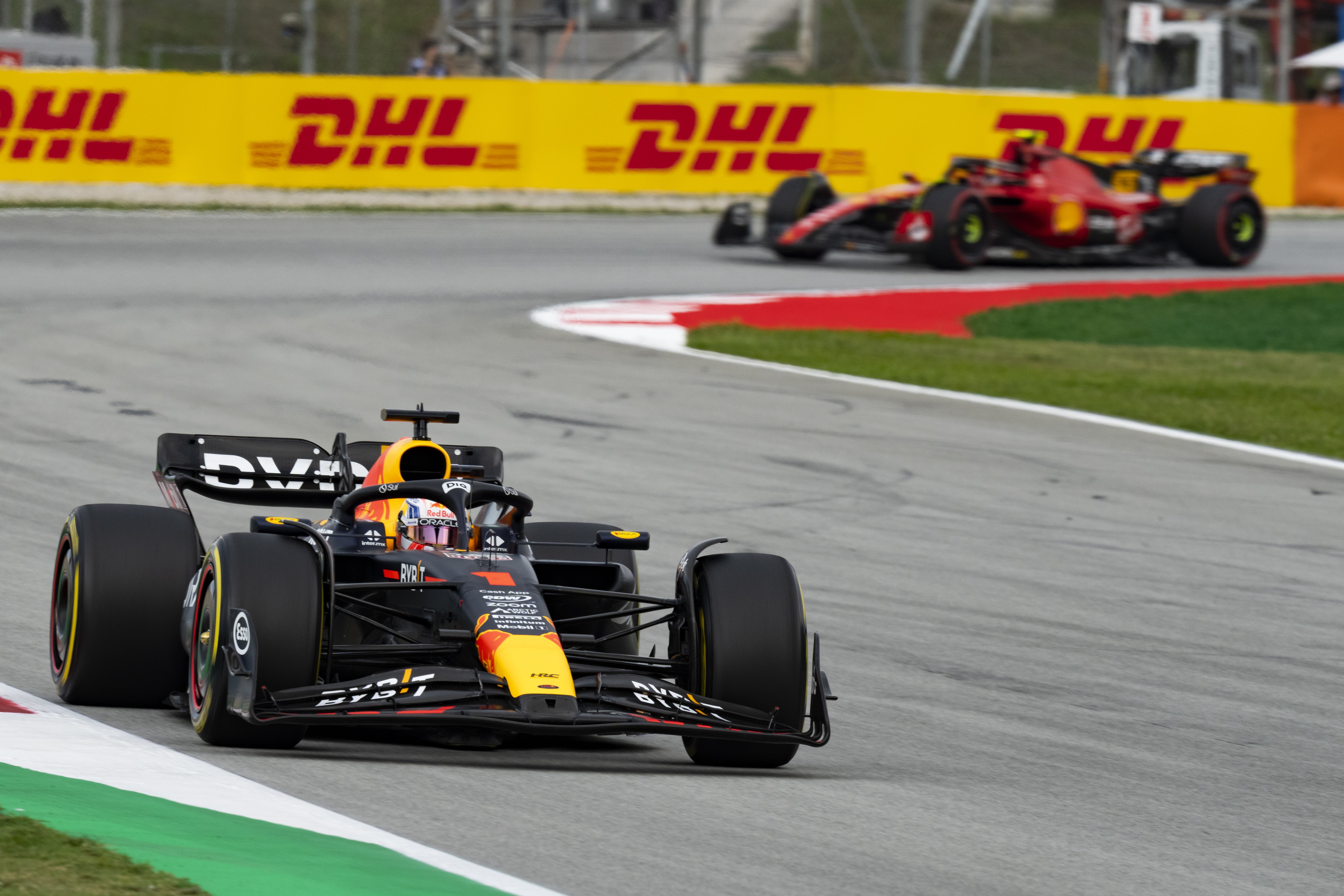 Verstappen guanya amb solvència en el Circuit de Catalunya; Sainz (5è) i Alonso (7è) deceben