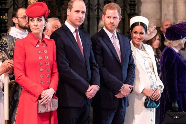 Guillermo i Harry a Balmoral acompanyats de Kate Middleton i Meghan Markle