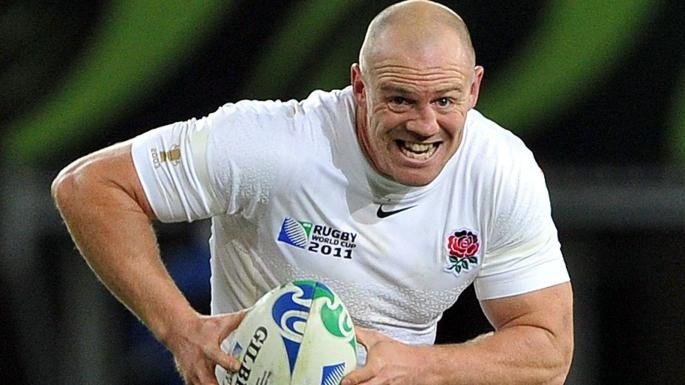 Mike Tindall jugando a rugby