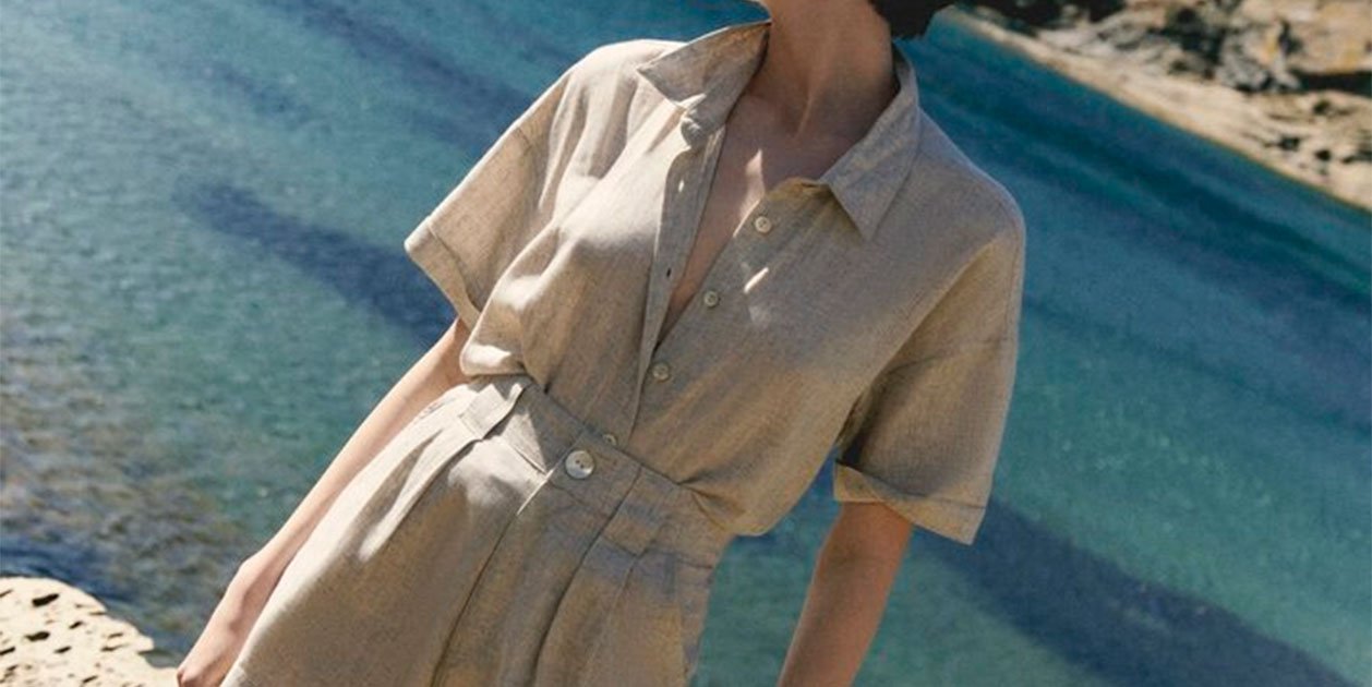 Enamorament sobtat amb la camisa de màniga curta rústica per 9,99 euros a Lefties