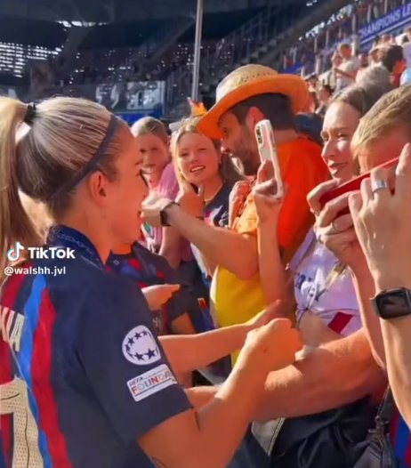 Alexia Putellas y Olga Ríos encuentro final Champions TikTok