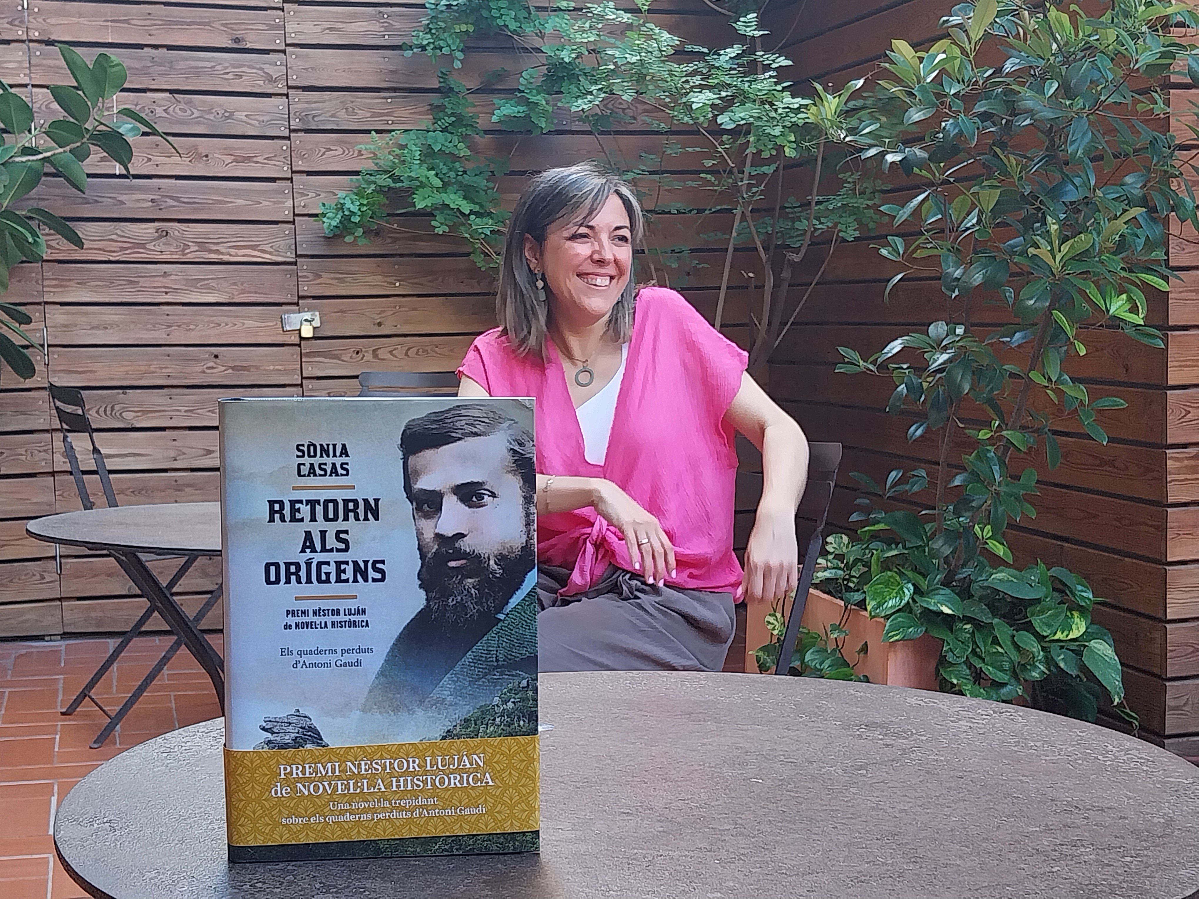 Sònia Casas gana el Premi de Novel·la Històrica Nèstor Luján con una novela sobre Gaudí