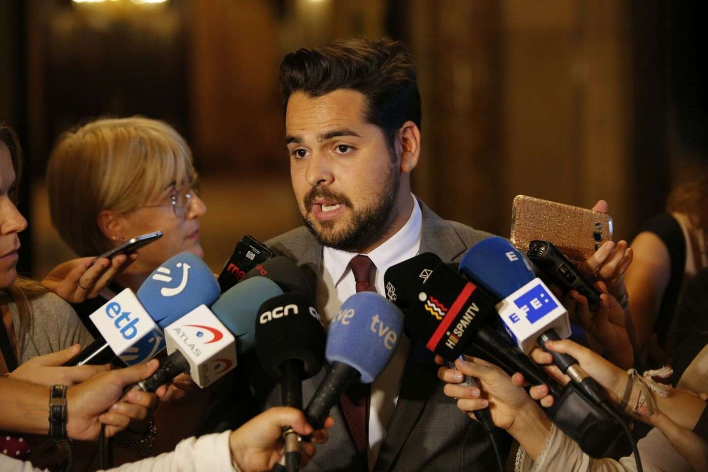 Cs también presentará un recurso de amparo al TC por la reforma del reglamento