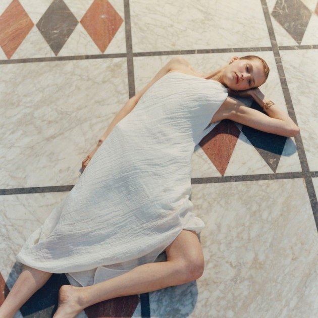 Vestido de Massimo Dutti