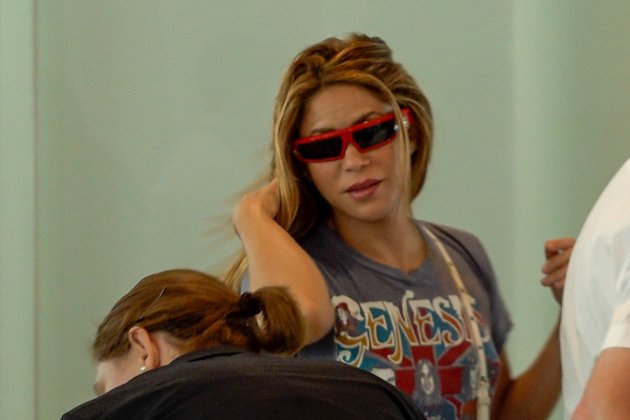 Shakira aeropuerto GTRES Shakira aeropuerto GTRES