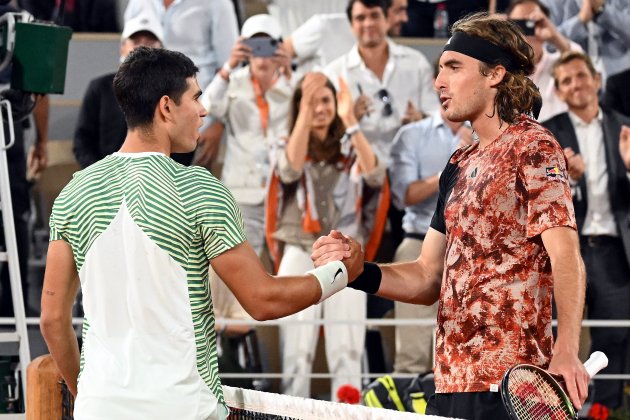 Carlos Alcaraz contra Stefanos Tsitsipas EFE Carlos Alcaraz contra Stefanos Tsitsipas EFE