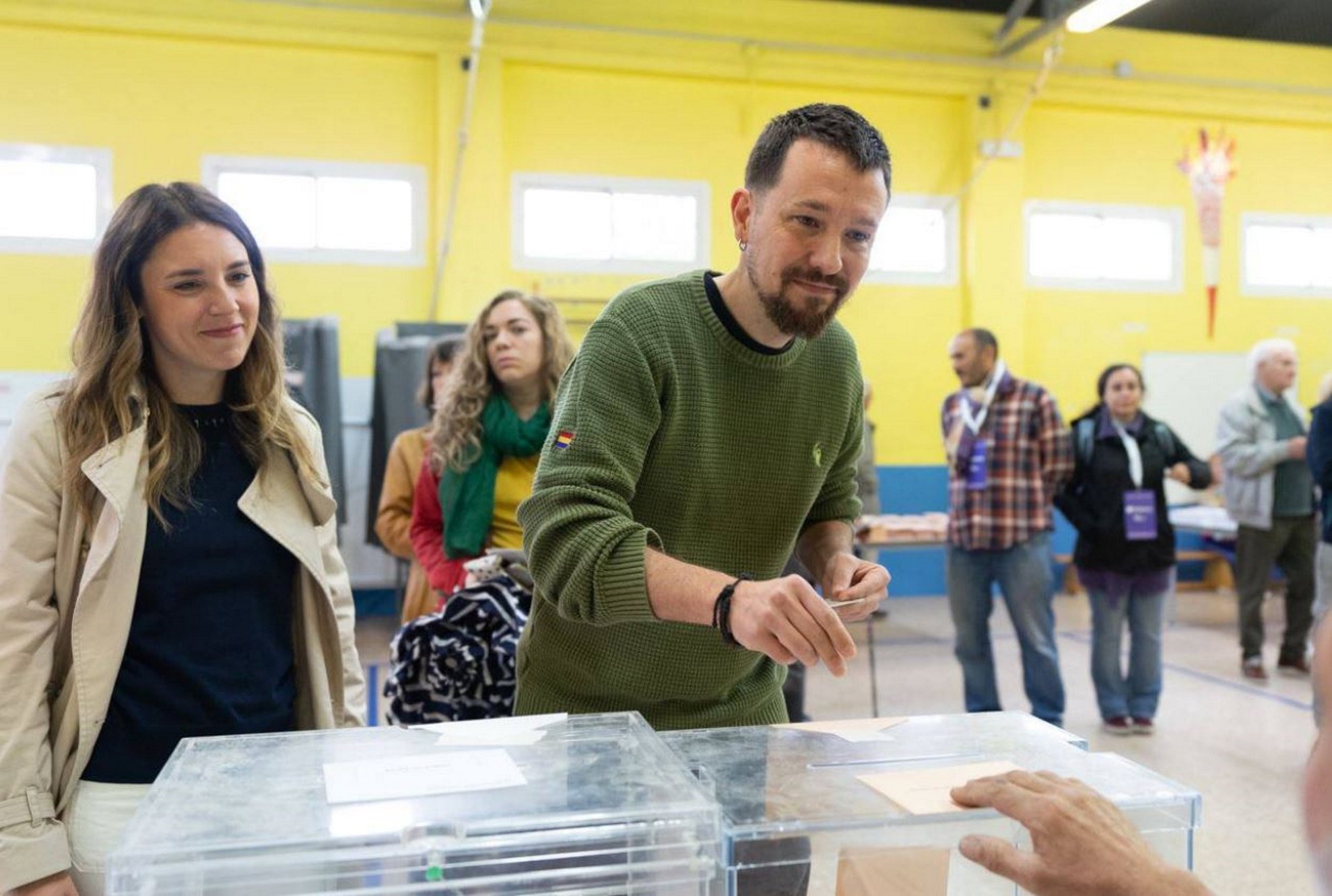 Un dirigent de Podemos registra un nou partit per si falla la negociació amb Sumar, i l'hi fan esborrar