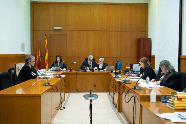 audiencia barcelona advocats dani alves (2) audiencia barcelona advocats dani alves (2)