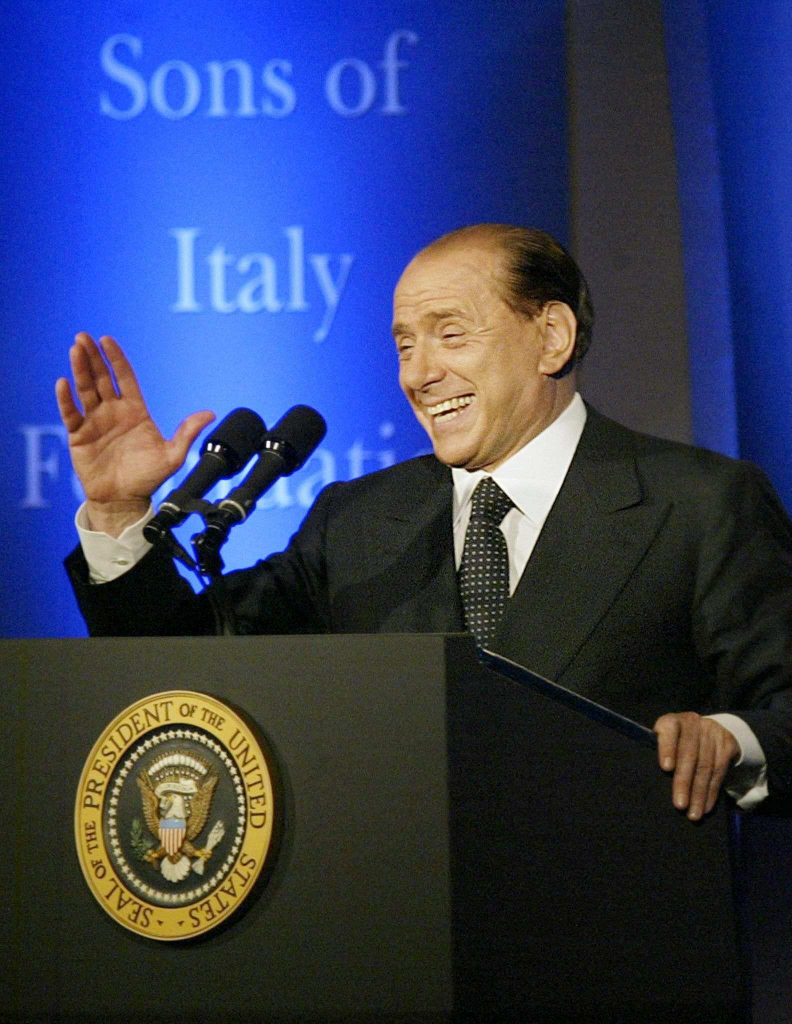 Berlusconi asegura que una madre no puede ser vicealcaldesa de Roma