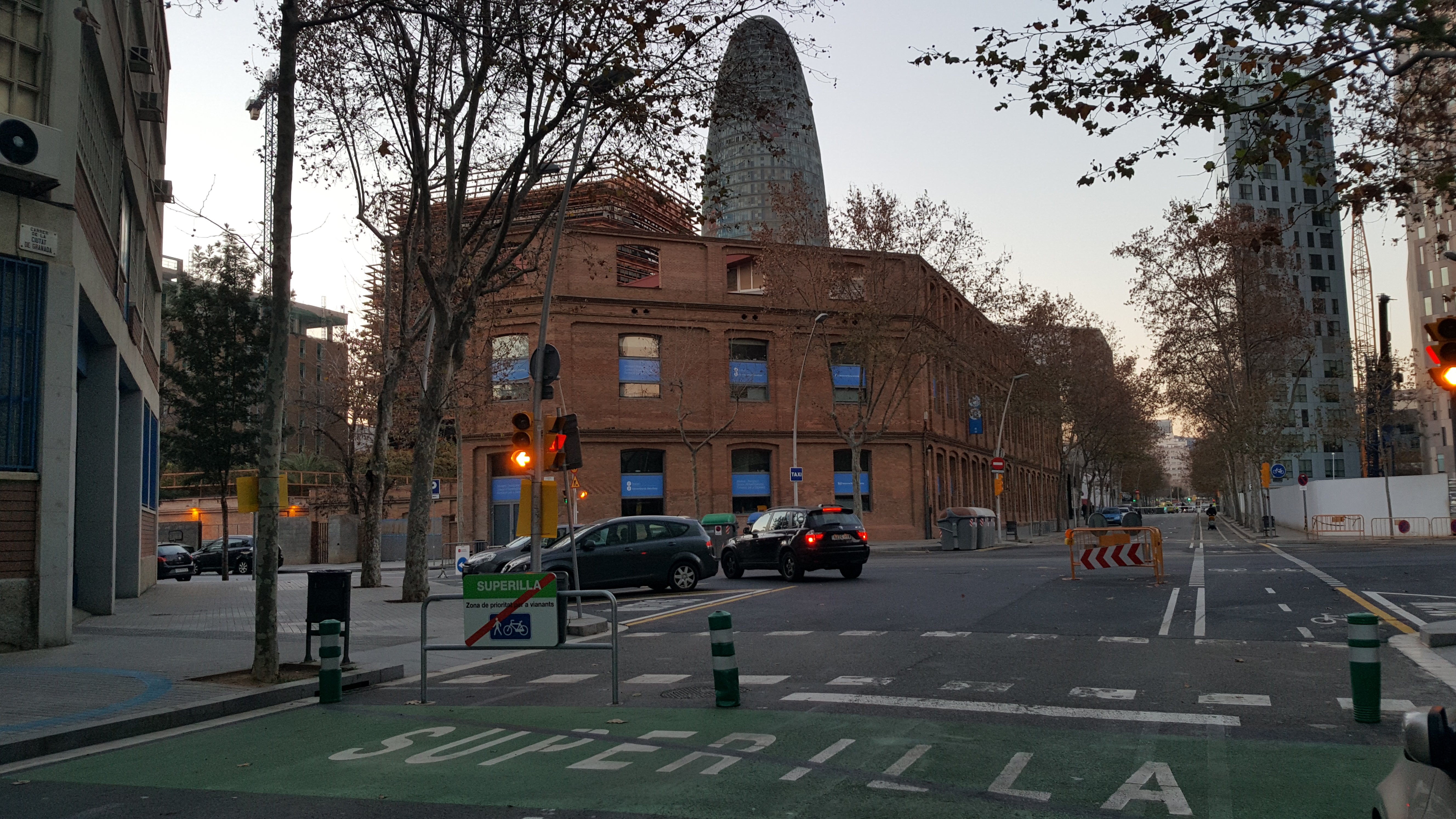 Demanda contra el Ayuntamiento de Barcelona por la superilla del Poblenou