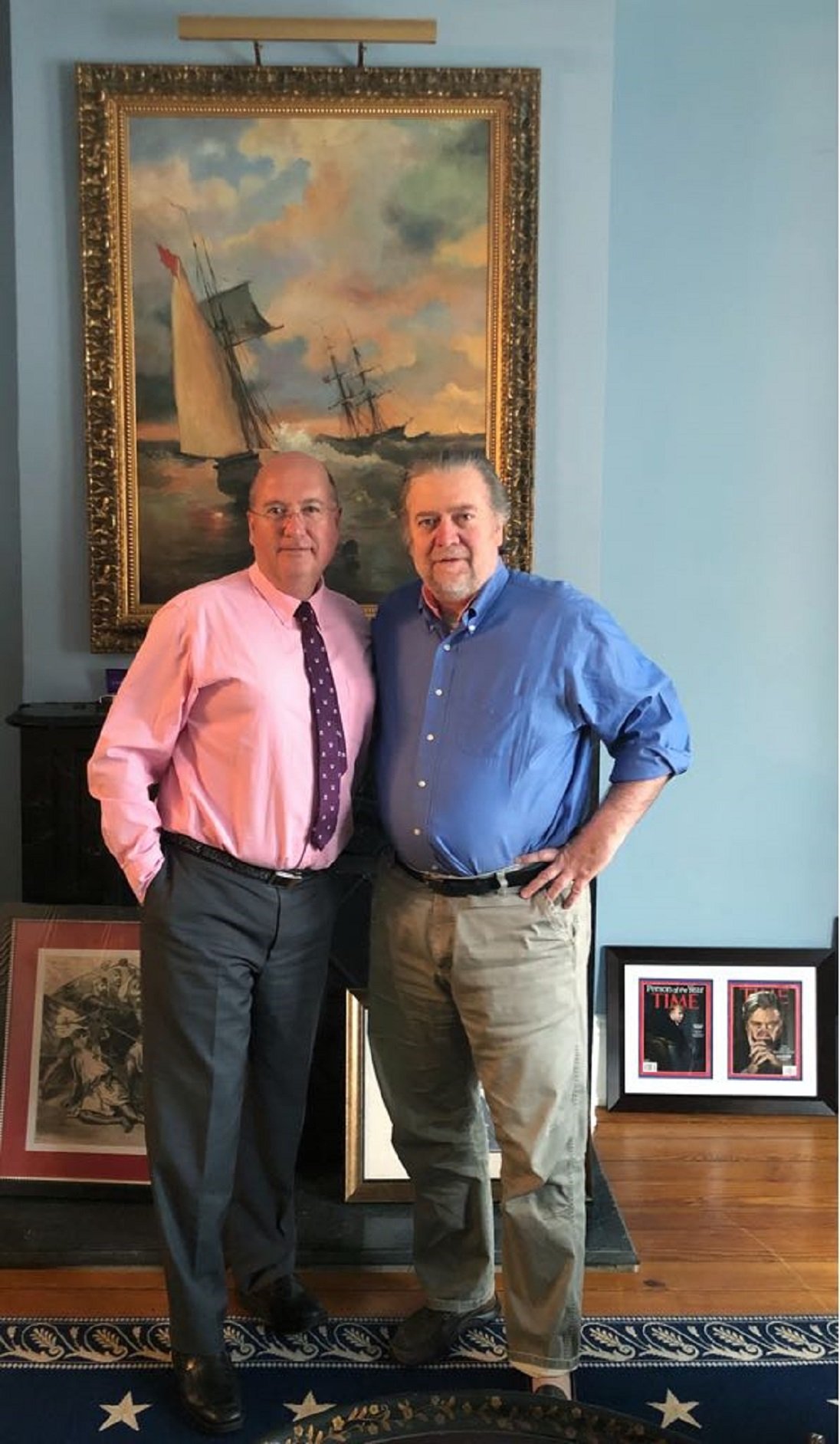 Vox y el exasesor de Trump, juntos “contra la propaganda separatista"