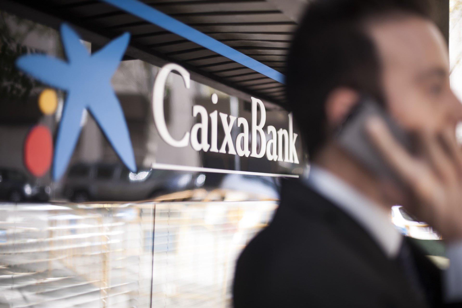 CaixaBank distribuirà un dividend de 0,08 euros