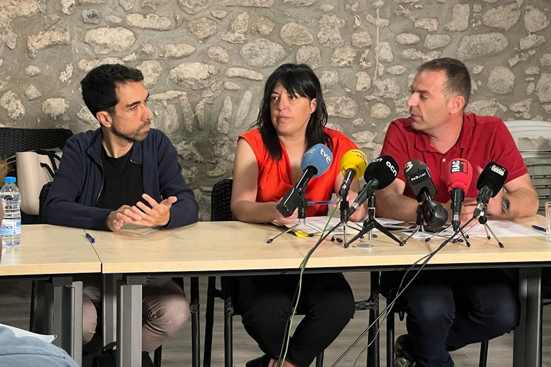 ERC, PSC i la CUP allarguen la mà a Junts per governar Ripoll: "Estem oberts a propostes"