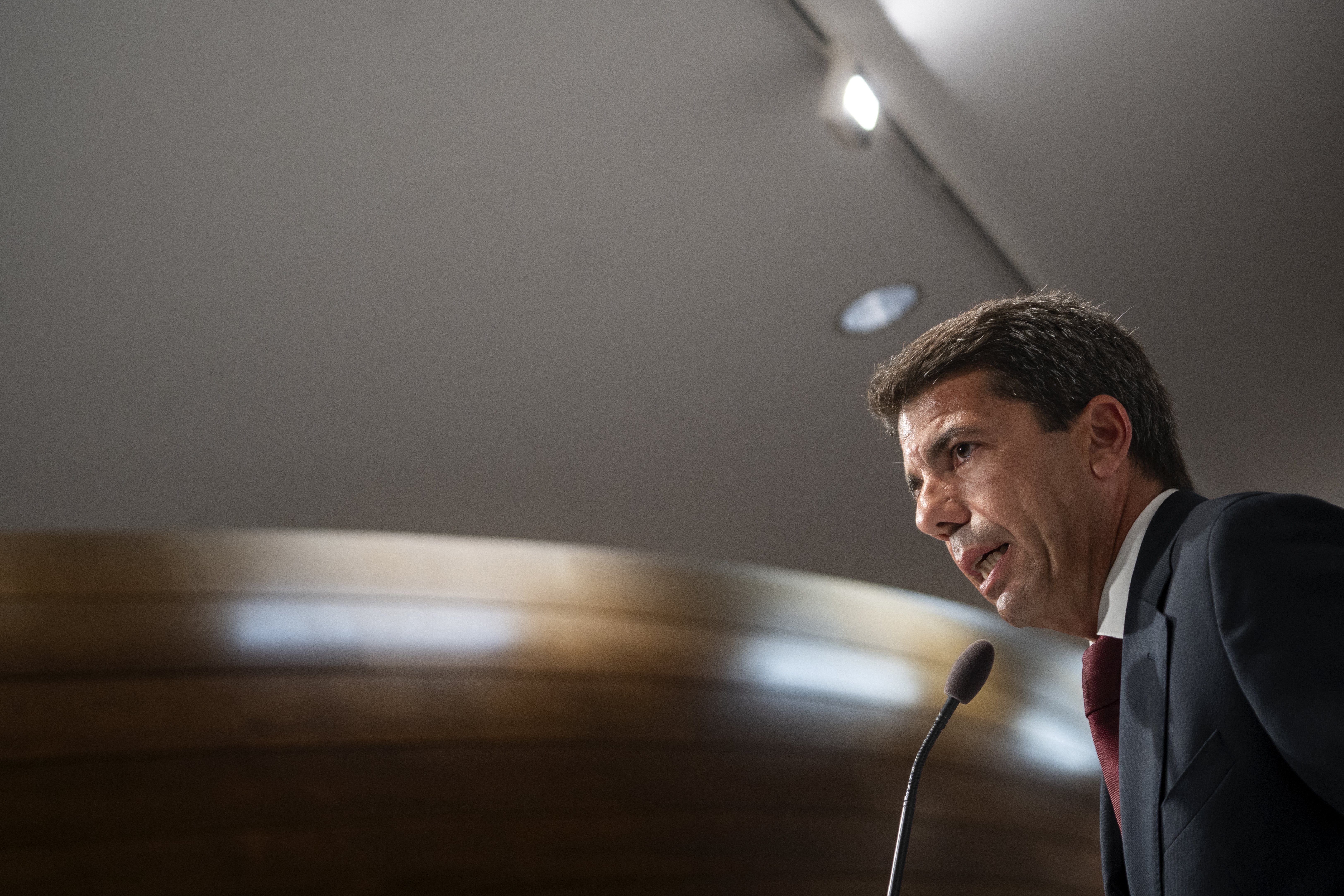 El futuro presidente valenciano admite que Feijóo ha validado el gobierno de coalición con Vox