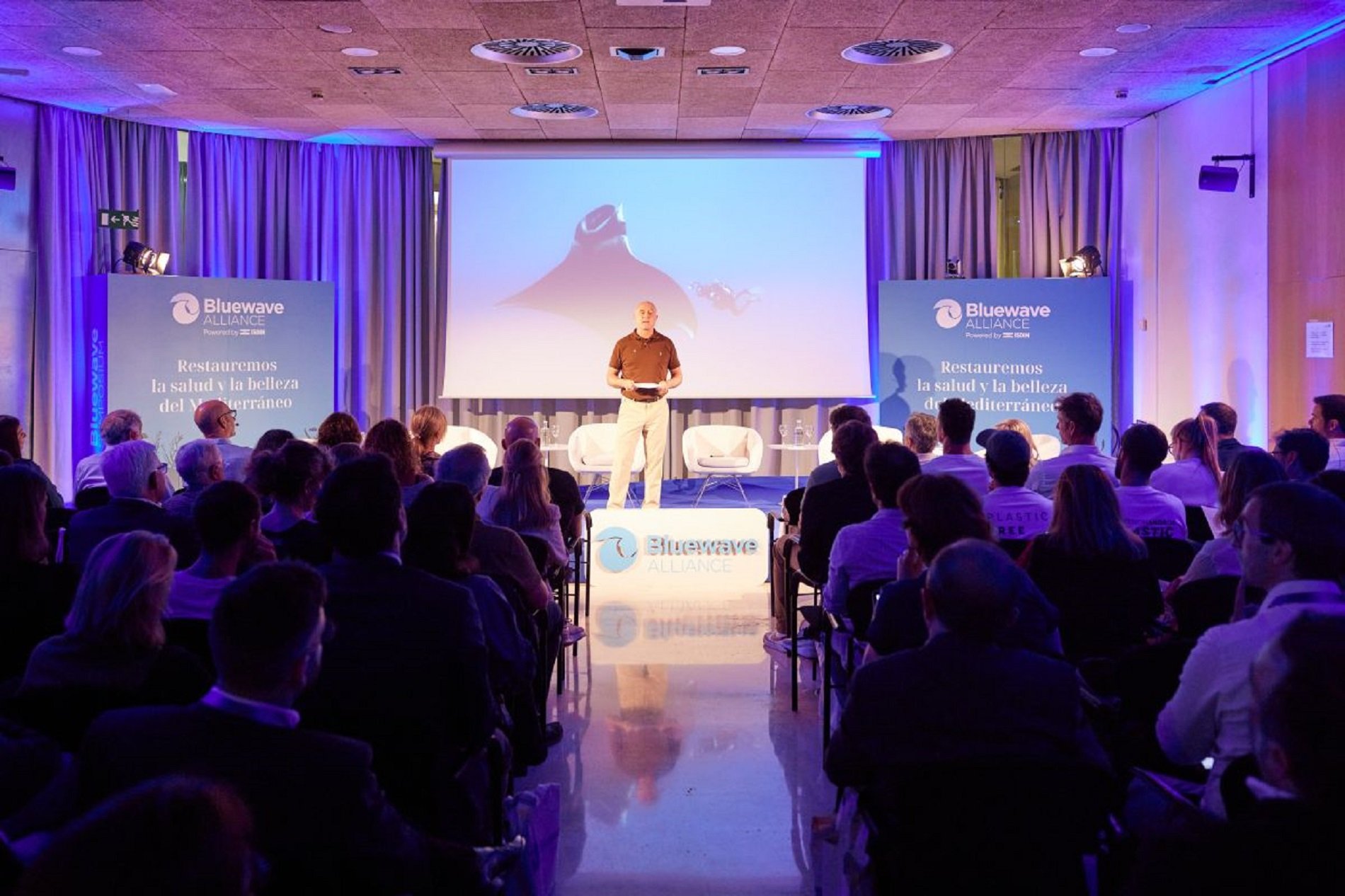 El Bluewave Symposium advoca per la col·laboració per recuperar i protegir el Mediterrani