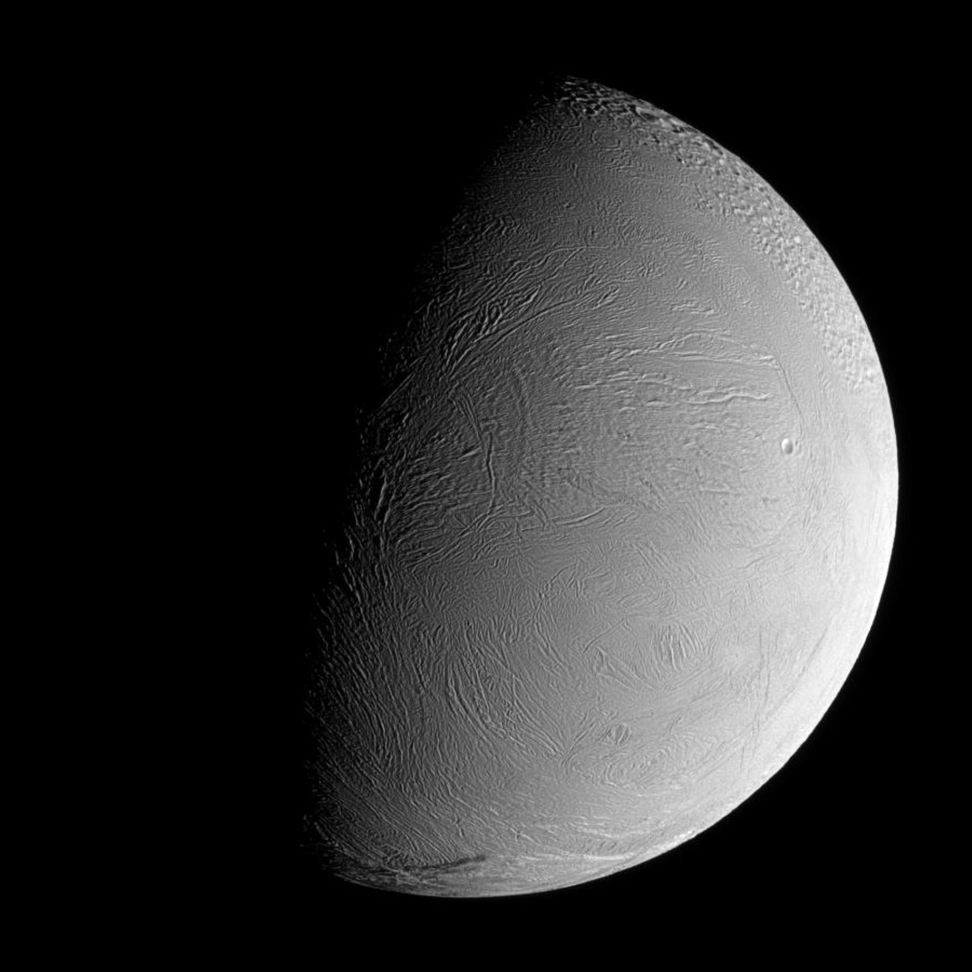 Troballa prometedora a la lluna Encèlad de Saturn: podria haver-hi vida