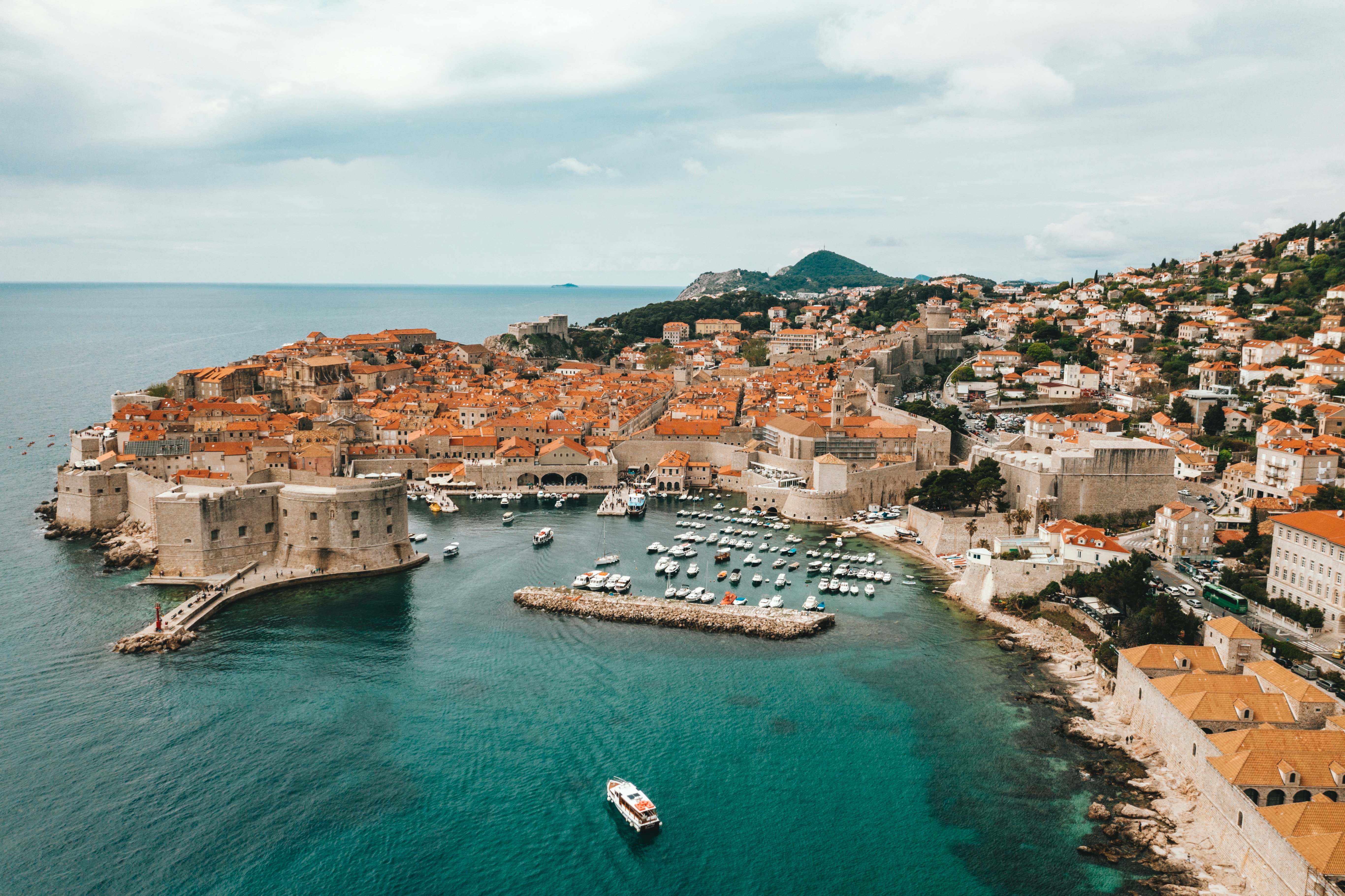Dubrovnik se planta ante el turismo: medidas para proteger a los vecinos
