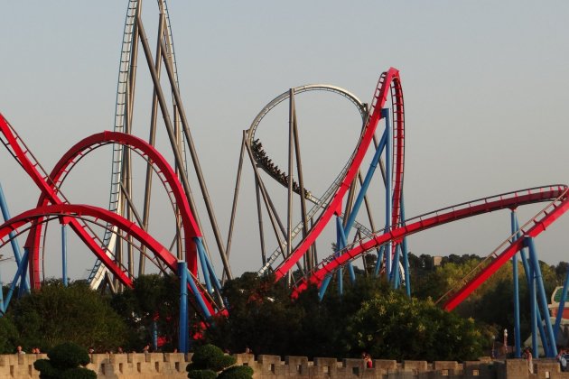 mejor parque de atracciones del mundo   port aventura