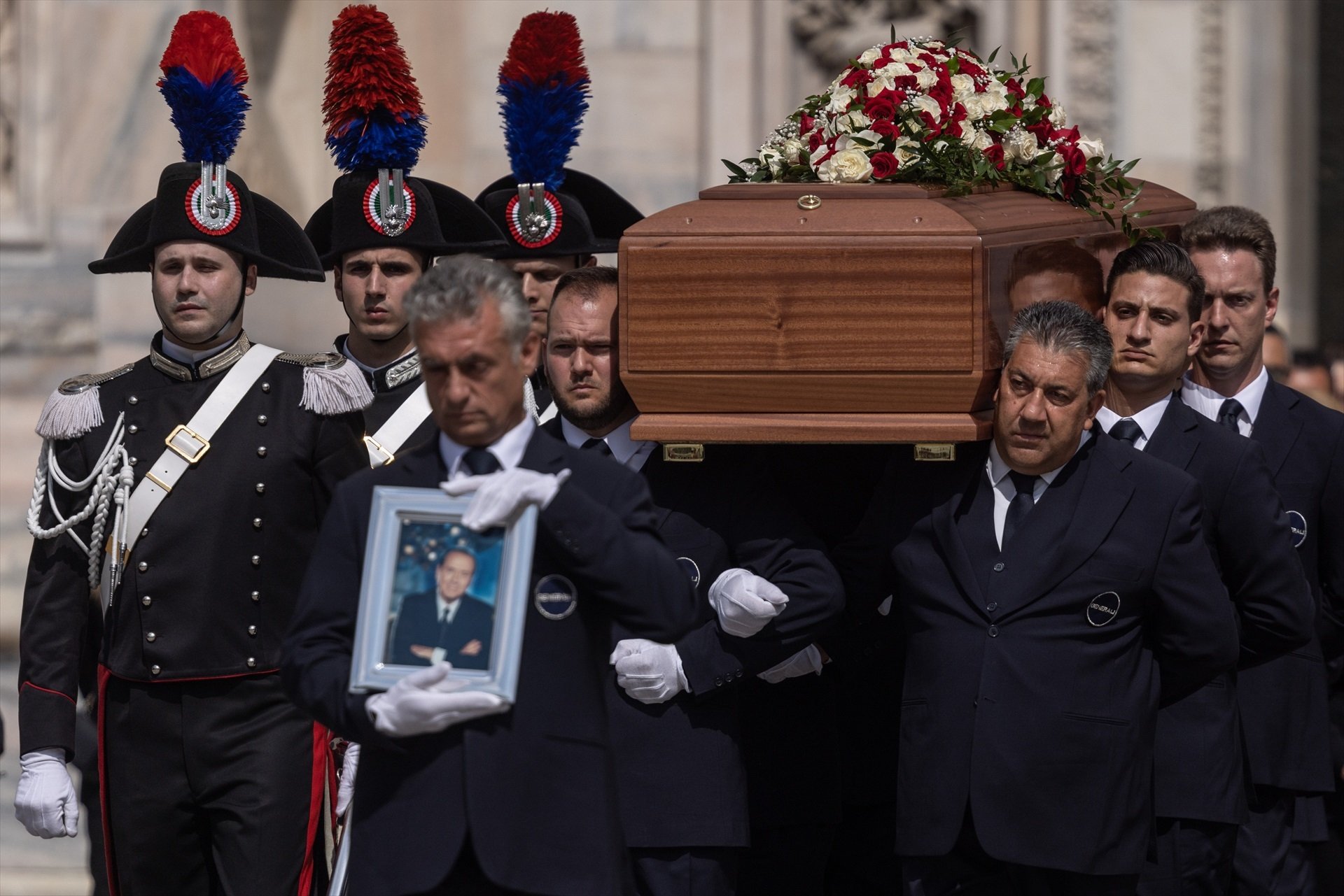 El funeral de Berlusconi, la Champions del Pep y más: la vuelta al mundo en 15 fotos
