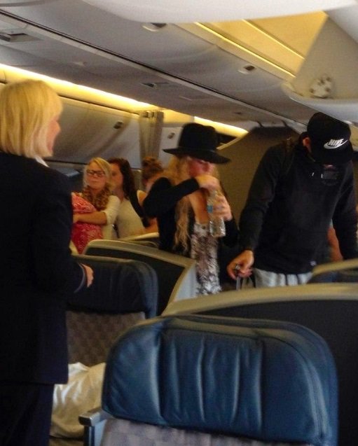 shakira pique avion