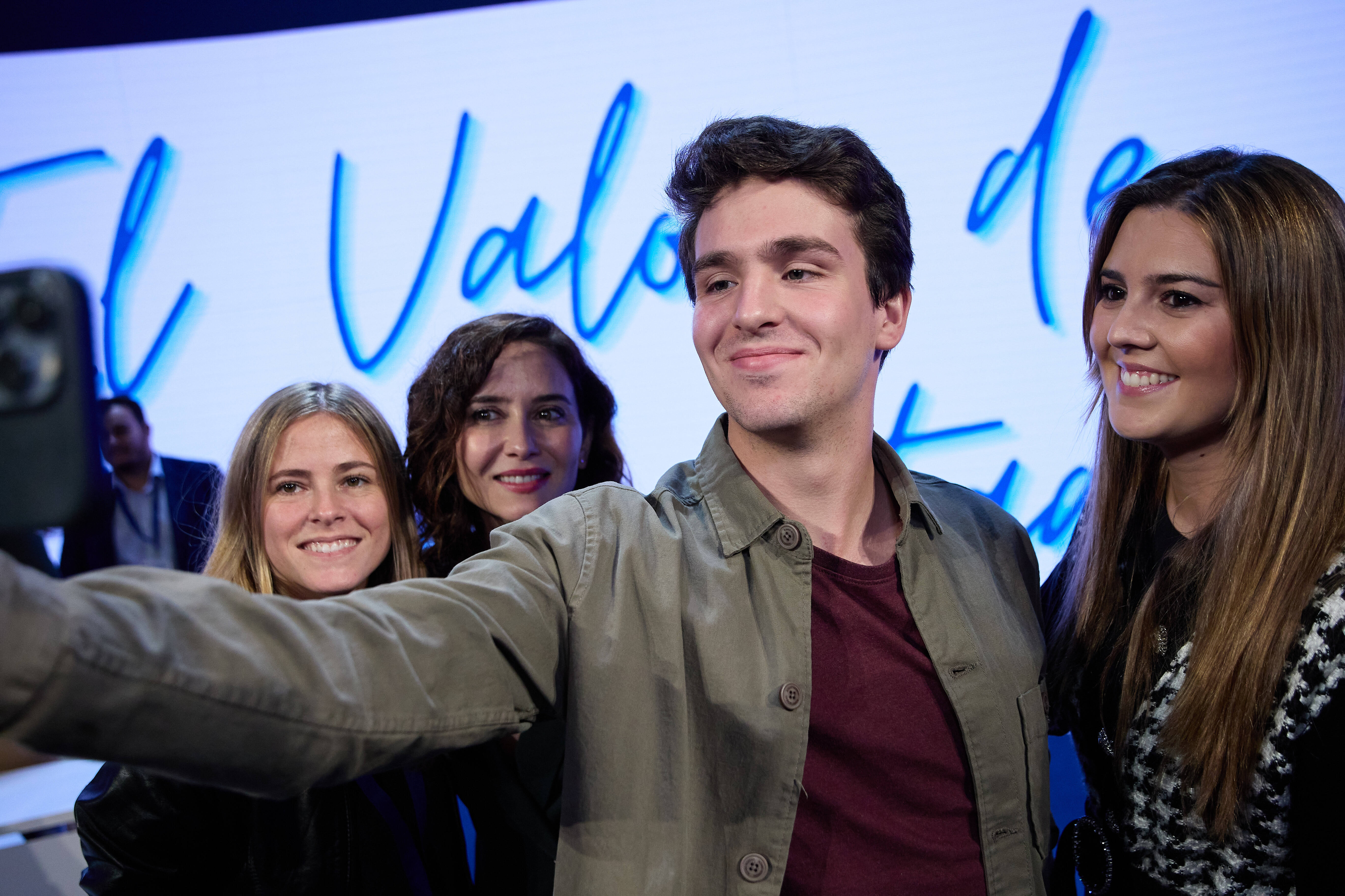 Las juventudes del PP salen a sumar afiliados ofreciendo copas gratis en las discotecas de Madrid