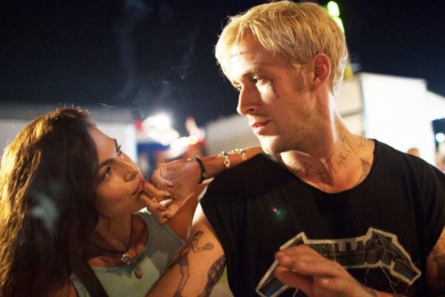Eva Mendes i Ryan Gosling a The Place Beyond the Pines Eva Mendes i Ryan Gosling a The Place Beyond the Pines