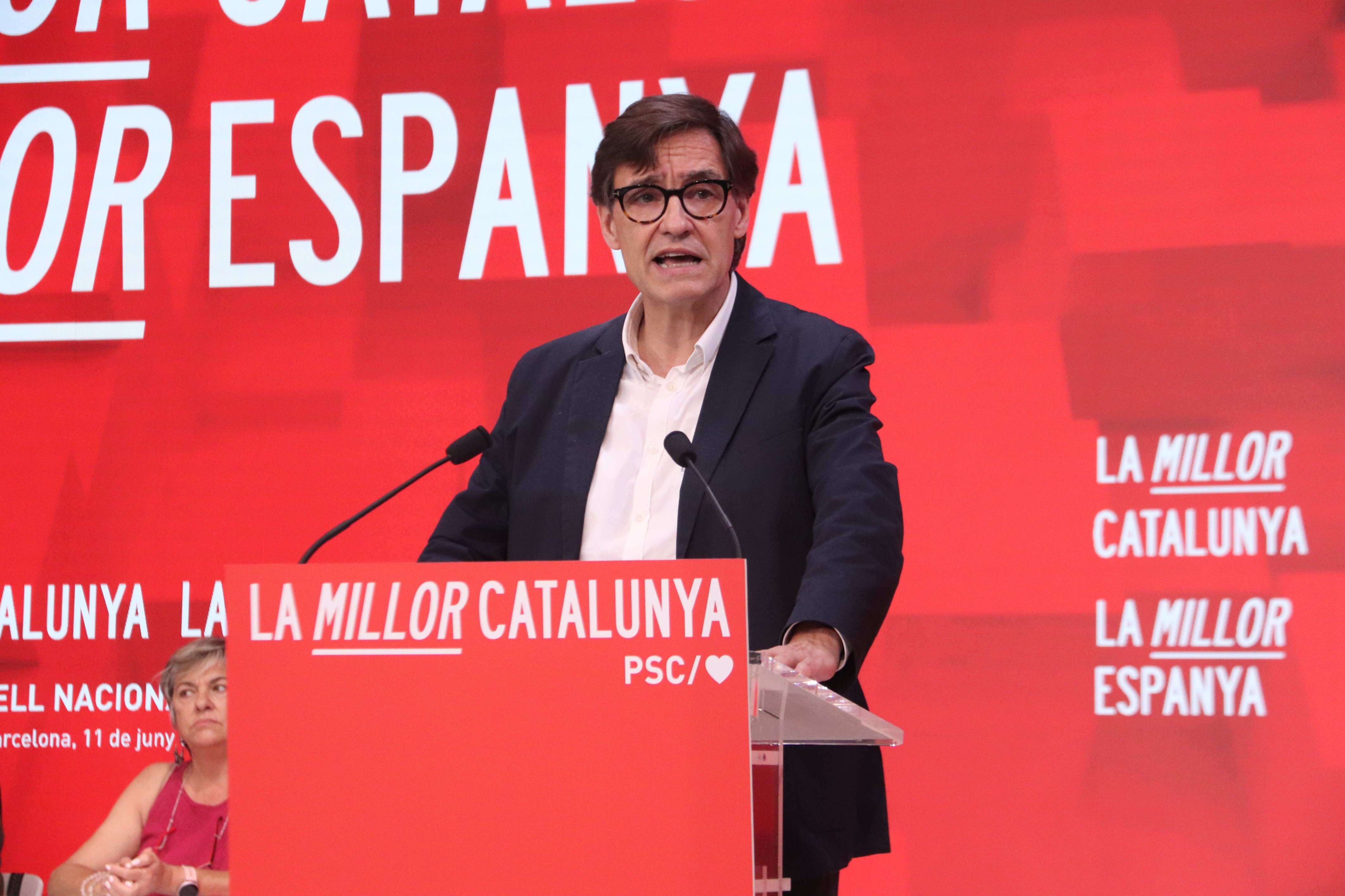 Illa, sobre el apoyo del PP a Collboni: "Se ha decidido en Barcelona, que es donde se tiene que decidir"