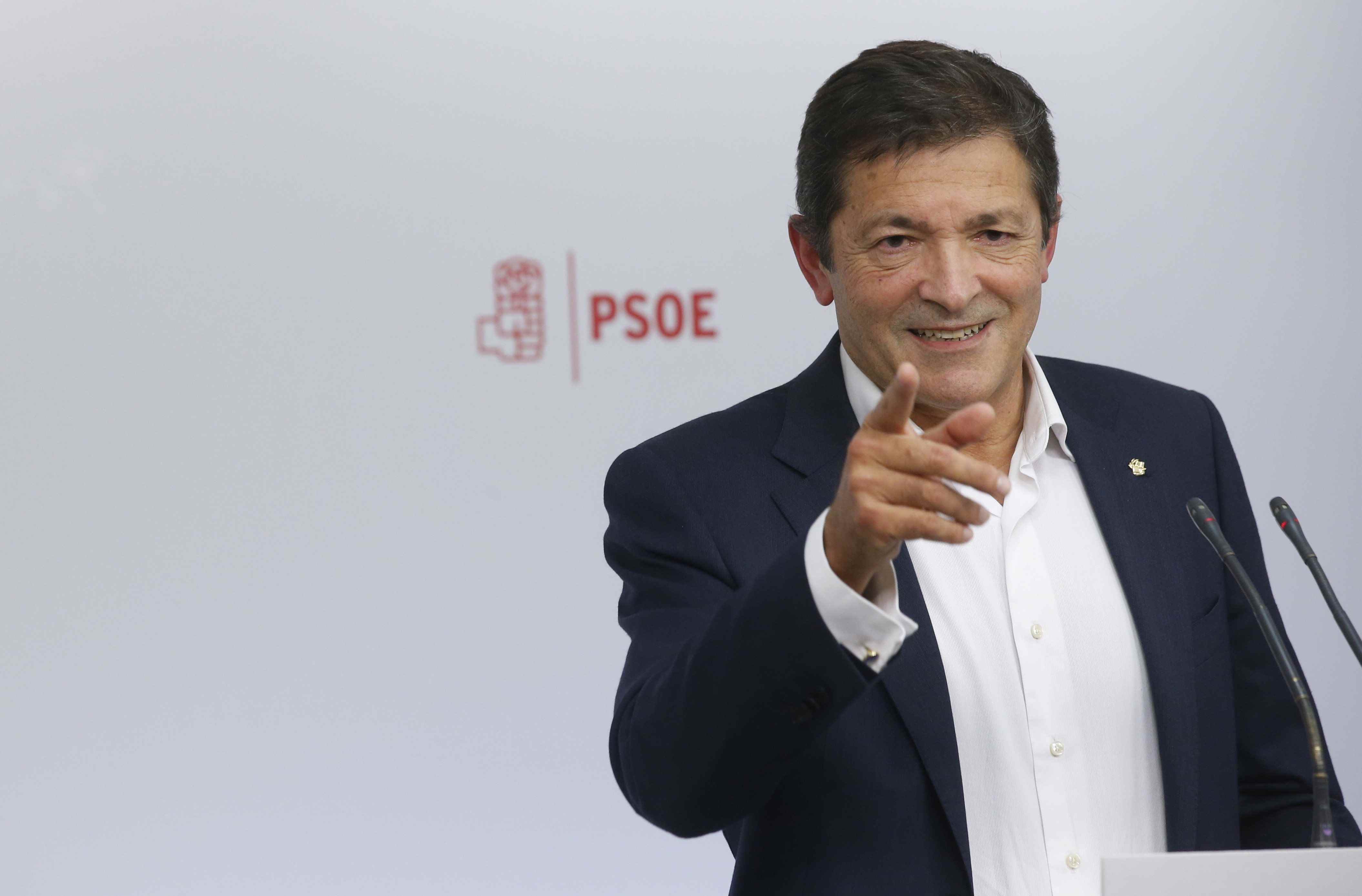 Toc d'atenció de la gestora del PSOE al PSC: "Se seguirà la disciplina"